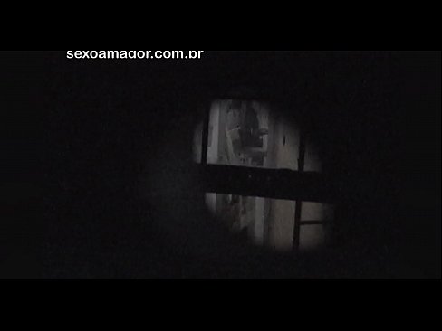 ❤️ Blondiin saab salaja videolevi naabruskonna voyeuri poolt peidetud õõnsate telliskivide taha peidetud ❤️❌ Super seks at et.tubsexercom.ru